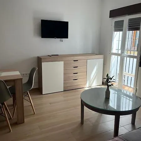 Alqamar Apartment *